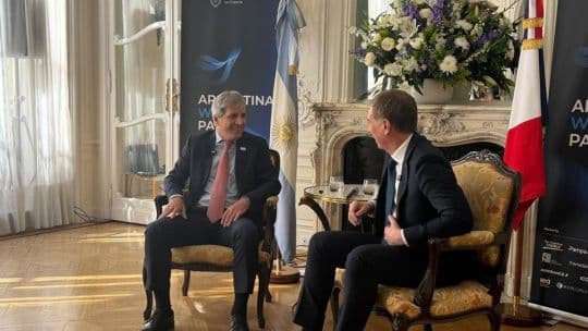 Argentina Puts a $350,000 Price Tag on Citizenship as Milei Courts Foreign Capital